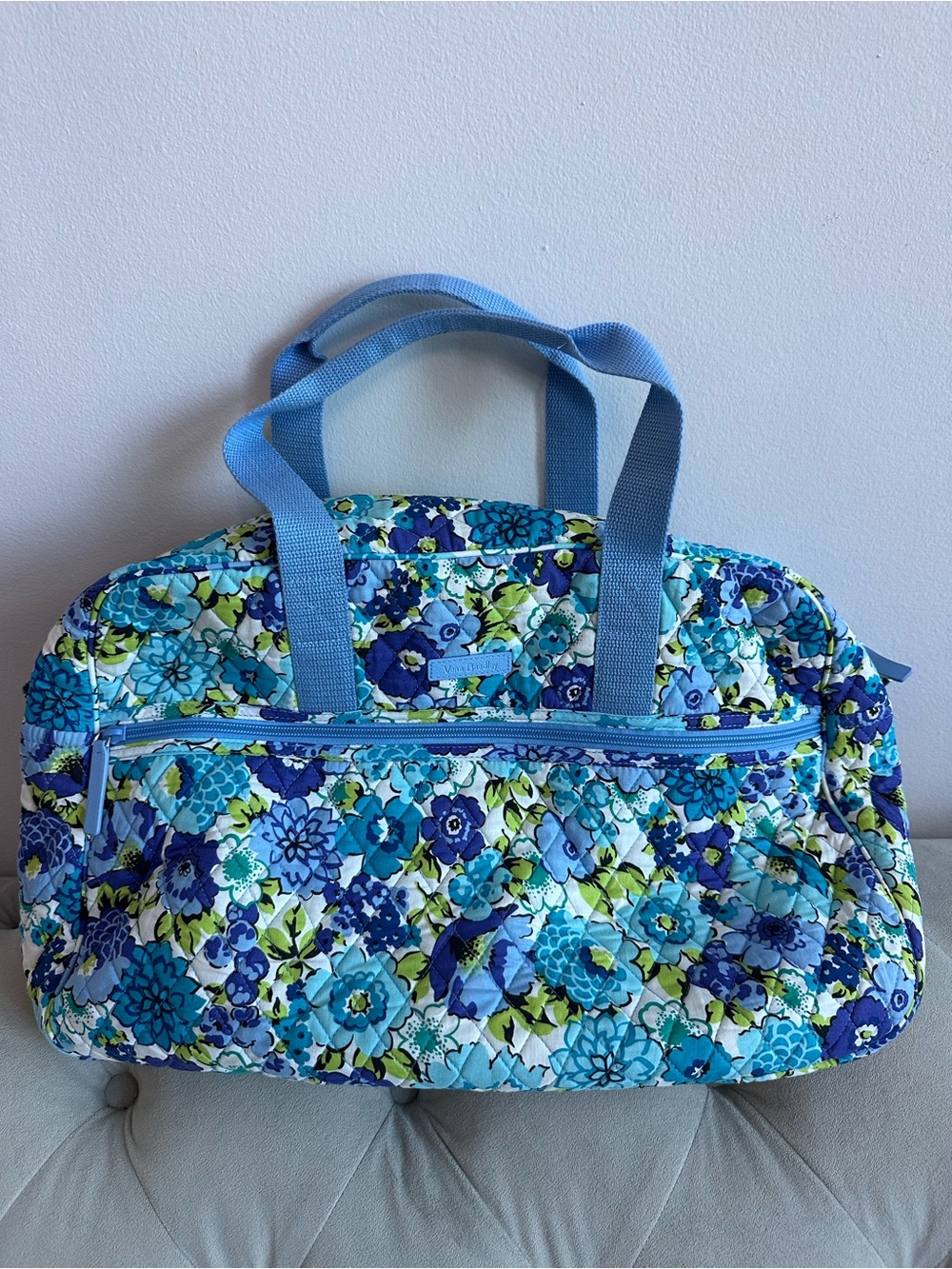 VERA BRADLEY TRAVELER BAG, BLUEBERRY BLOOMS